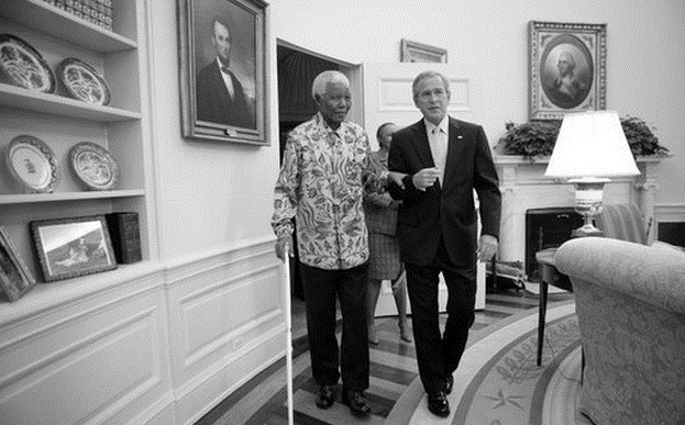 Nelson Mandela i George W. Bush
